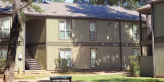 Seasons Apartments Gallery 20