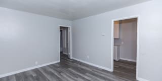 1094 Cherry Ave Gallery 13