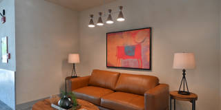 The Moderne Gallery 18