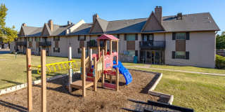 Esplanade by the Lake Gallery 4