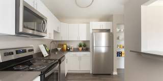 Glenlake Village Apartments Gallery 8