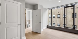 Riverwalk North Gallery 20