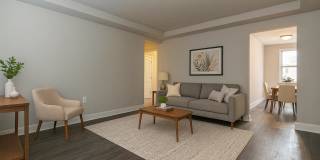 Capitol Square Gallery 5