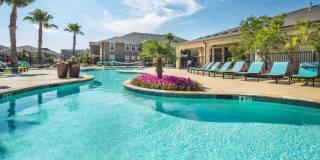 Avenues at Creekside Gallery 10