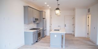 40 Lincoln Gallery 2