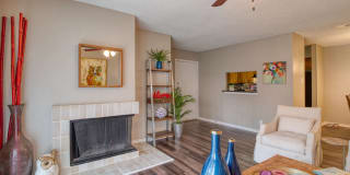 4000 Horizon Hill Gallery 9