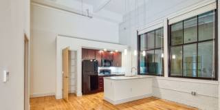 Petersburg ArtistSpace Lofts Gallery 6