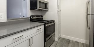 Foothill Place Gallery 8