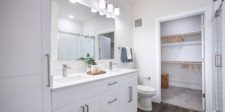 Avery Upscale Apartments Gallery 3