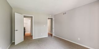 The Lake Shore Apartments Gallery 7
