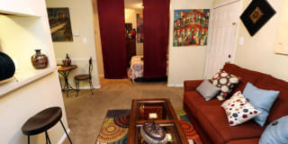 Alexis Park Gallery 21