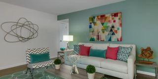 Steeplechase Gallery 11