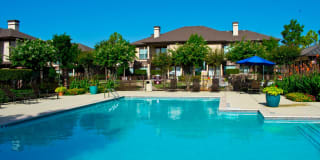 Estate Villas at Krum Gallery 34