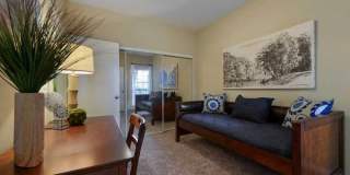 The Lexington Gallery 25