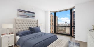 1111 North Dearborn Gallery 12