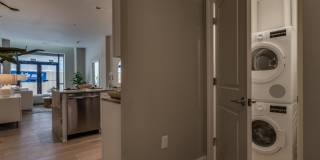 Eight West Third Apartments Gallery 7