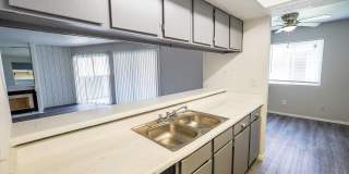 Trenton Place Gallery 32