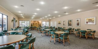 Senior Housing - Westmount at Braesridge Gallery 6