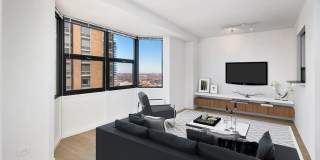 1133 North Dearborn Gallery 38