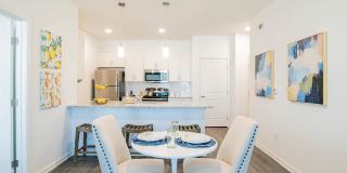 Exchange at Daphne Gallery 24