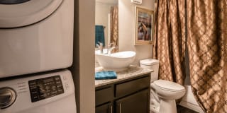 6Eleven Lamar Gallery 31