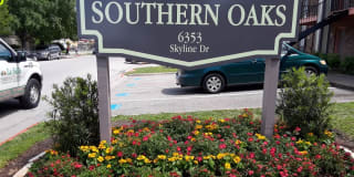 Southern Oaks Gallery 7