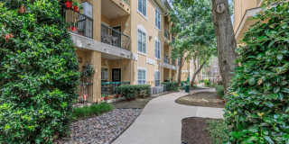 Villas of Mission Bend Gallery 8