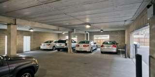West Grand Avenue - Student Housing Gallery 15