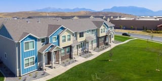 Porter Ranch Townhomes Gallery 41