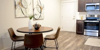 PURE St. Peters Apartments Gallery 5