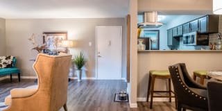 6Eleven Lamar Gallery 21