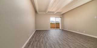 Uptown Square Apartments Gallery 27