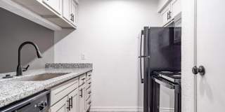 Skylar Pointe Gallery 1