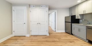 2311 Spruce Street Gallery 4