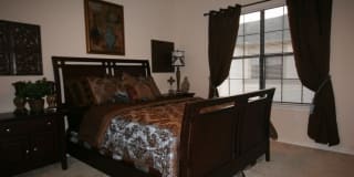 La Valencia Gallery 7