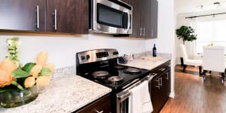 Luxe at Katy Gallery 4