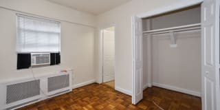 The Roberta Gallery 20