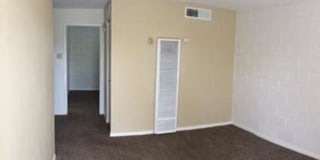 Wallington Plaza Gallery 21