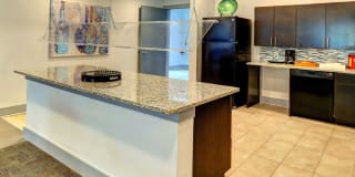 Martha's Vineyard Place Gallery 2