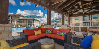 Hunters Crossing Gallery 31