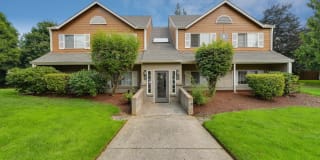 Carriage House Gallery 18