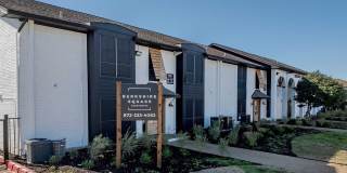 Berkshire Square Gallery 13