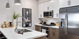 Seventyone15 McDowell Gallery 2