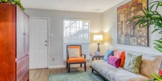 Kingswood Village Apartments Gallery 4