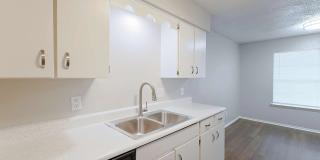 Luxe 30 Apartments Gallery 1