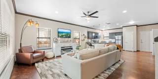 Heron on Hausman Gallery 30