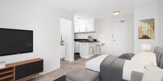 455 West Wellington Gallery 8