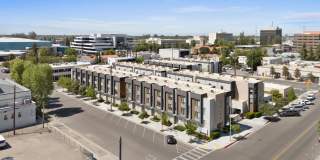 17th Place Gallery 5