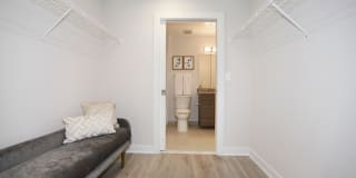 The Madrona Gallery 17