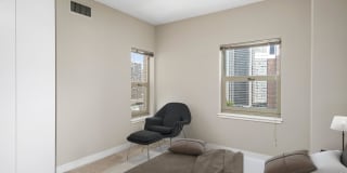 100 West Chestnut Apartments Gallery 24